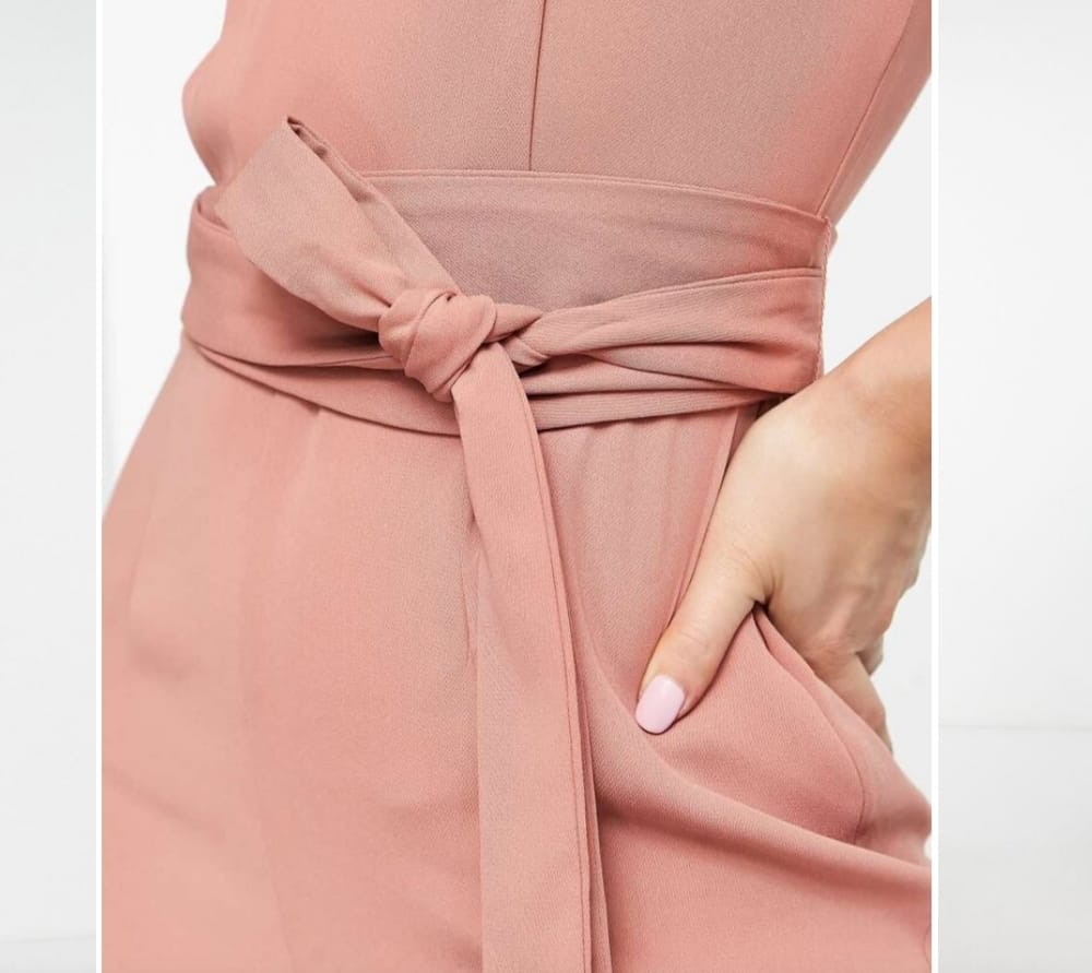 Dusty pink belted mini dress - belt tie close-up with pocket