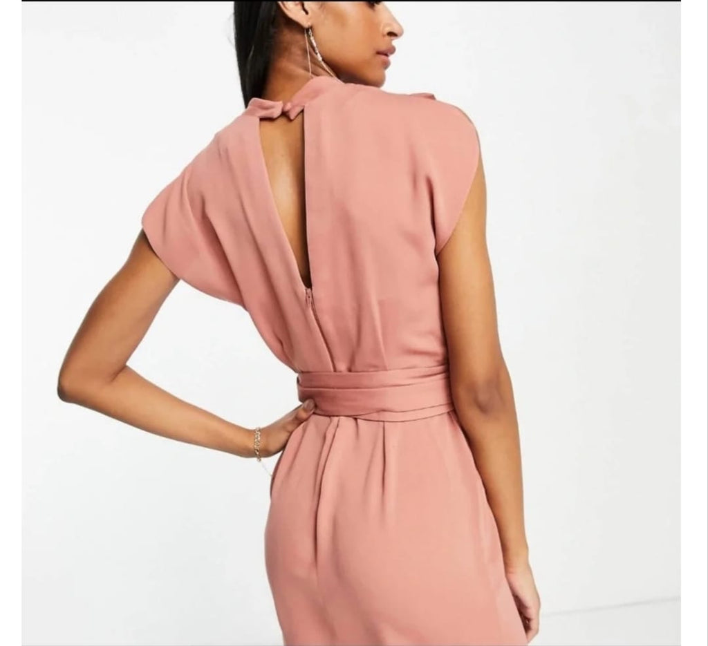 Dusty pink belted mini dress - back open detail
